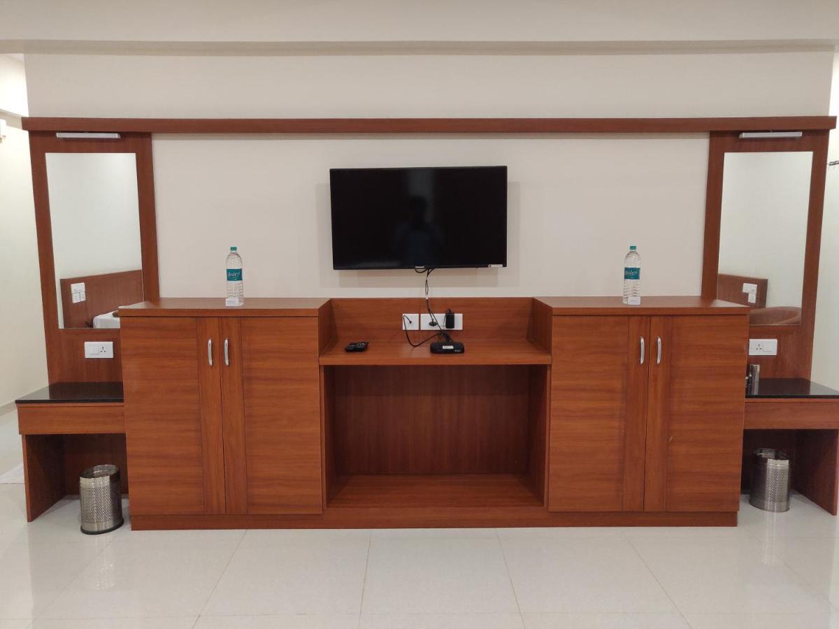 Bhramari Nest Hotel Subrahmanya Ngoại thất bức ảnh